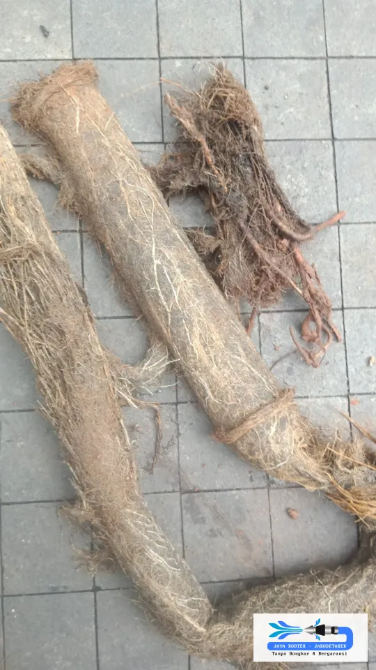 Sumbatan yang diangkat dari saluran
