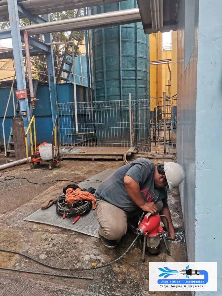 Pelancaran saluran di area industri
